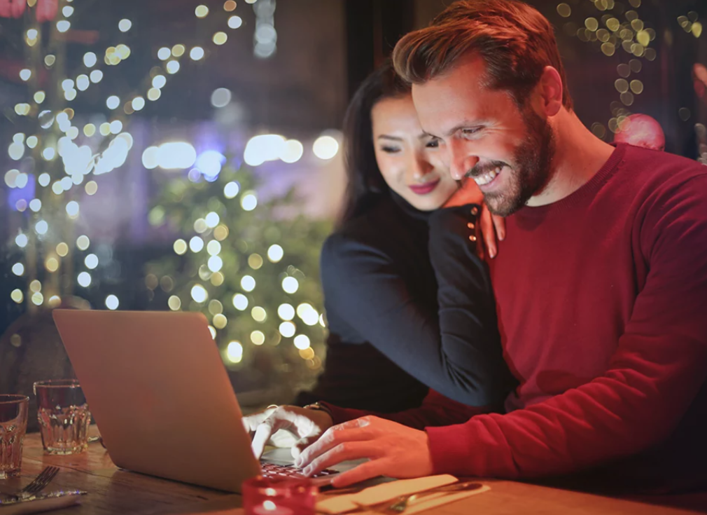 personas Pareja feliz